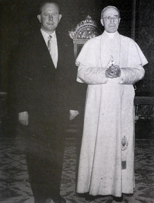 Josef Issels M.D. and Pope Pius XII